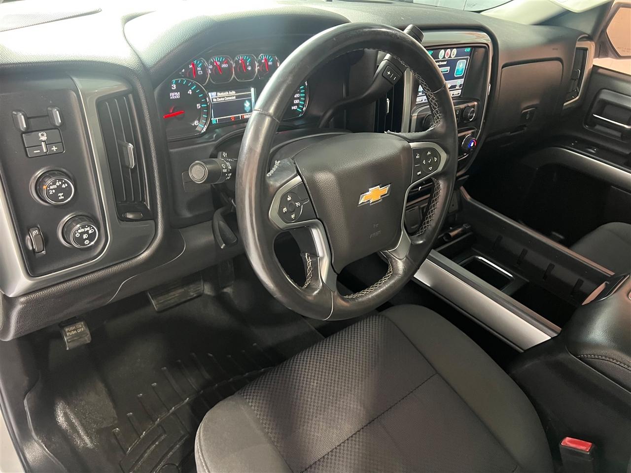 Chevrolet Silverado 1500 LT Crew Cab 4WD 2015