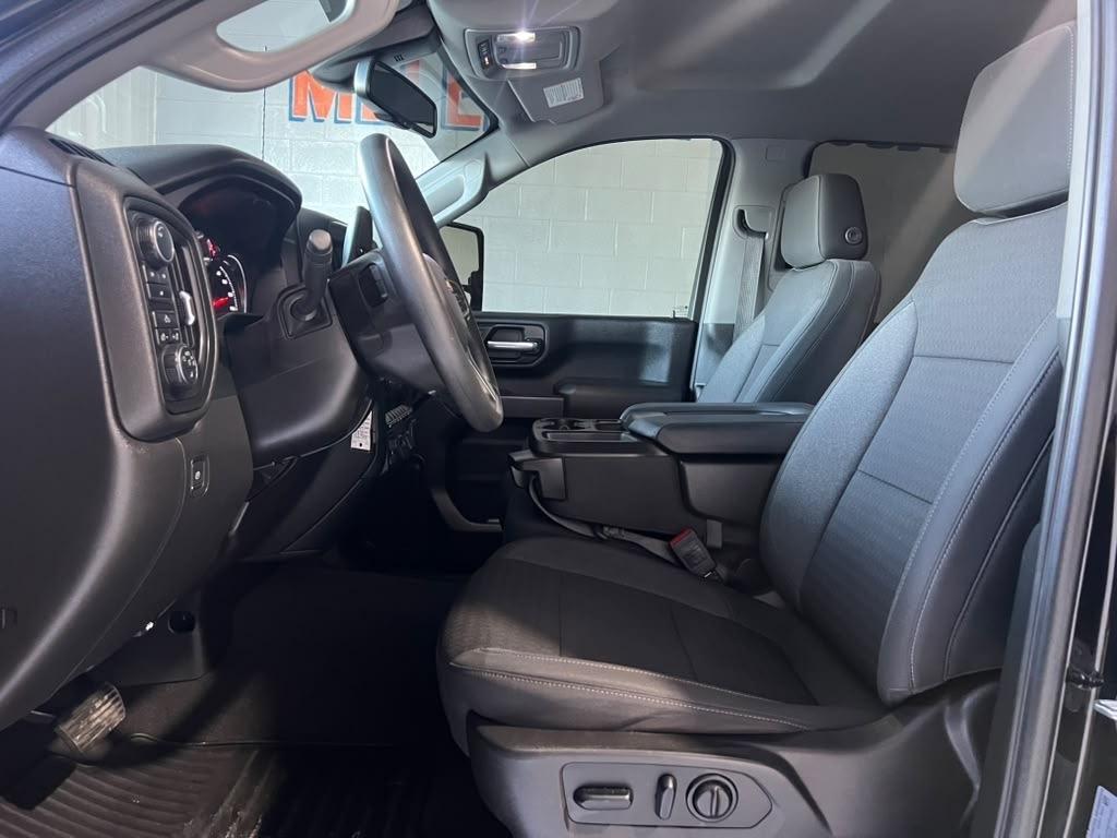 Chevrolet Silverado 2500HD Custom Crew Cab Long Box 4WD 2022