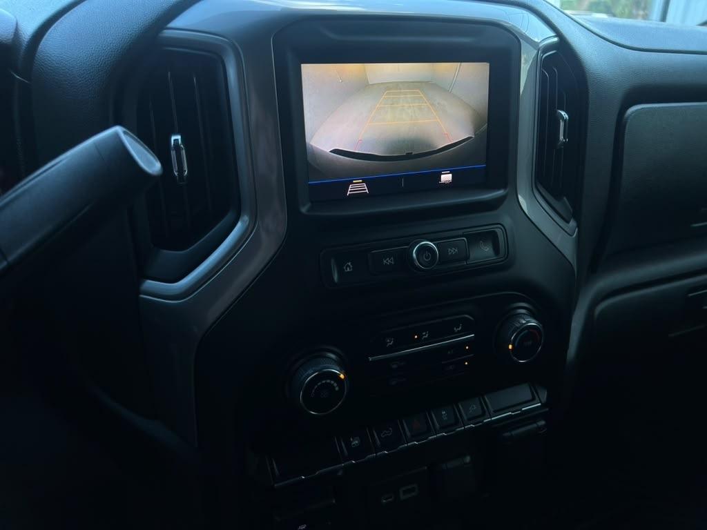 Chevrolet Silverado 2500HD Custom Crew Cab Long Box 4WD 2022