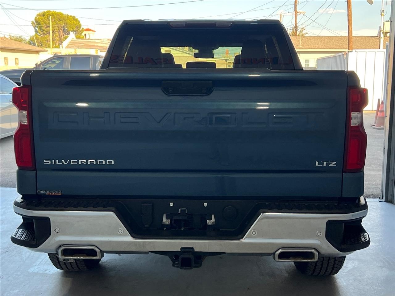 Chevrolet Silverado 1500 LTZ Crew Cab 4WD 2024