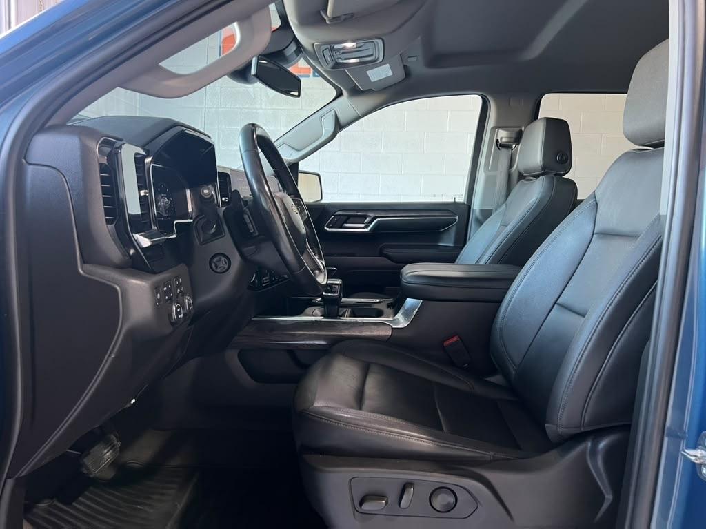 Chevrolet Silverado 1500 LTZ Crew Cab 4WD 2024