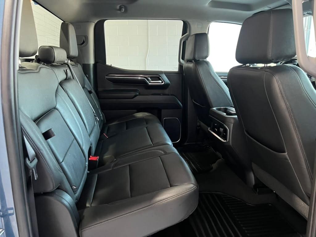 Chevrolet Silverado 1500 LTZ Crew Cab 4WD 2024