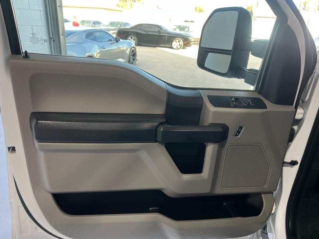 Ford F-350 SD XL 2WD 2022