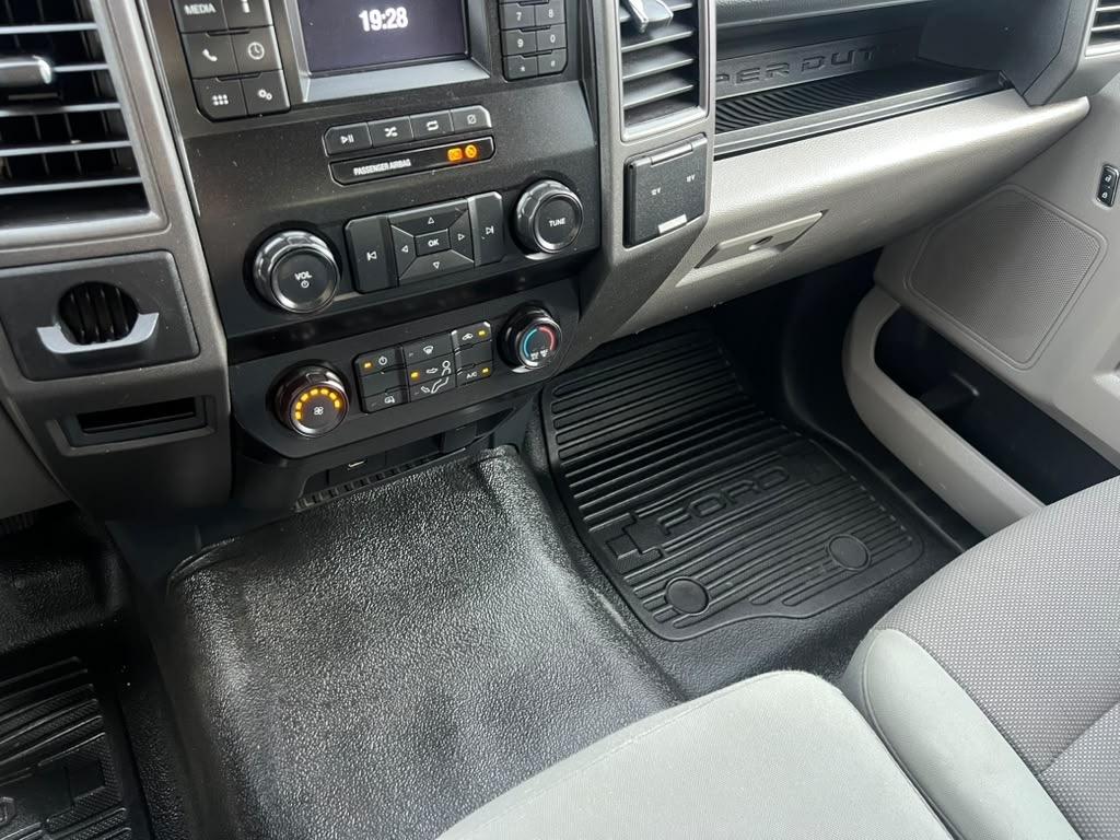 Ford F-350 SD XL 2WD 2022