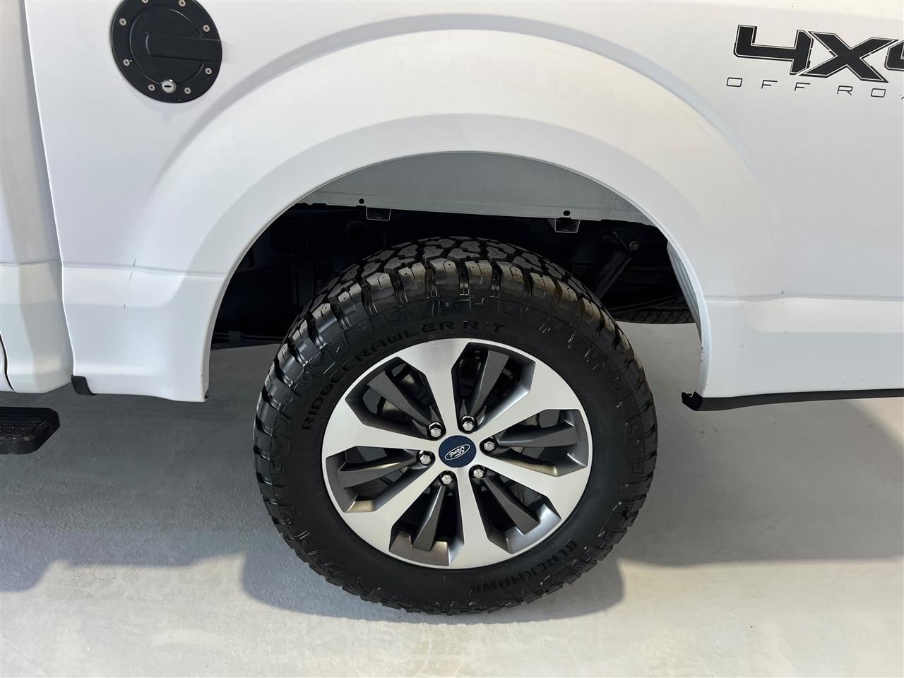 Ford F-150 XL SuperCrew 5.5-ft. Bed 4WD 2019