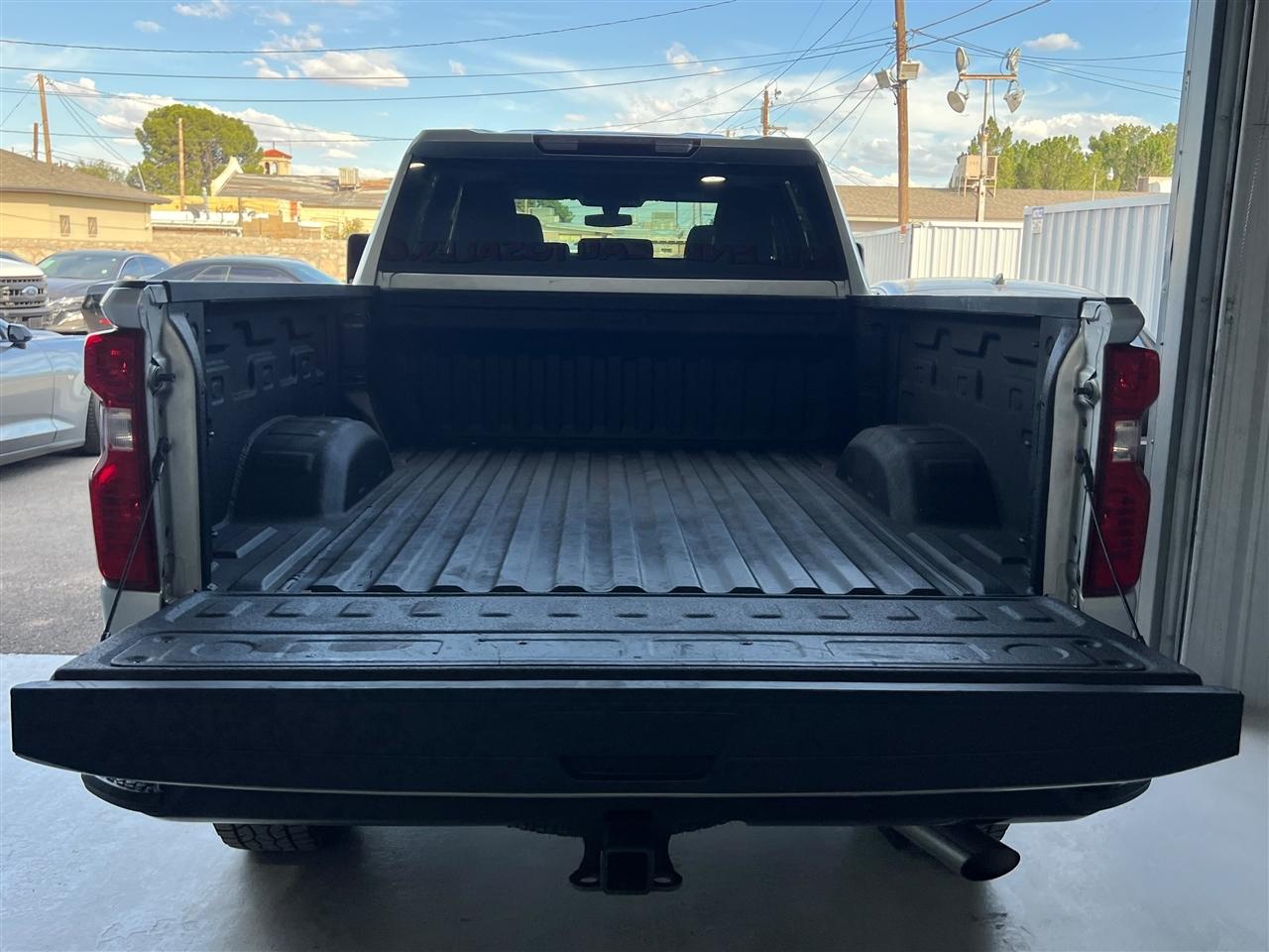 Chevrolet Silverado 2500HD Custom Crew Cab Long Box 2WD 2022