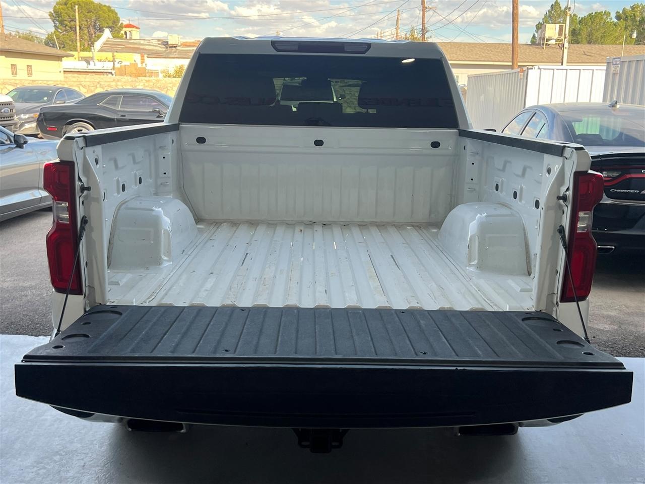 Chevrolet Silverado 1500 LTZ Crew Cab 4WD 2024