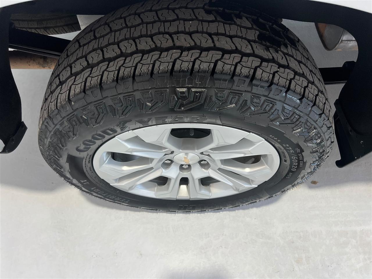 Chevrolet Silverado 1500 LTZ Crew Cab 4WD 2024