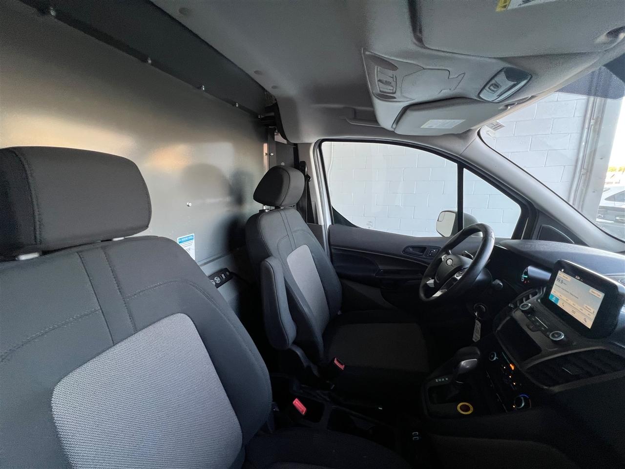 Ford Transit Connect Cargo Van XL LWB w/Rear Liftgate 2020