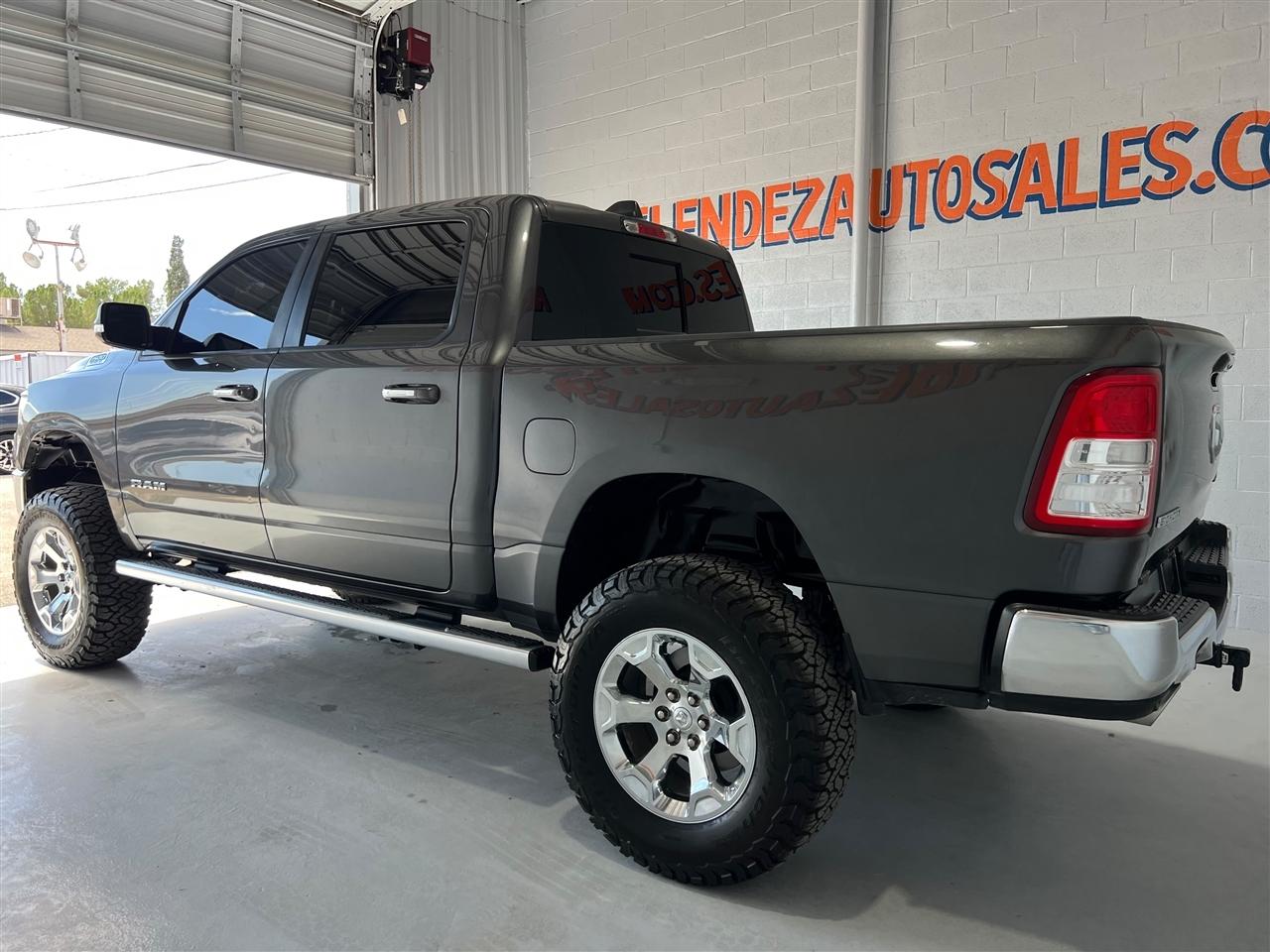 RAM 1500 Big Horn Crew Cab SWB 4WD 2019