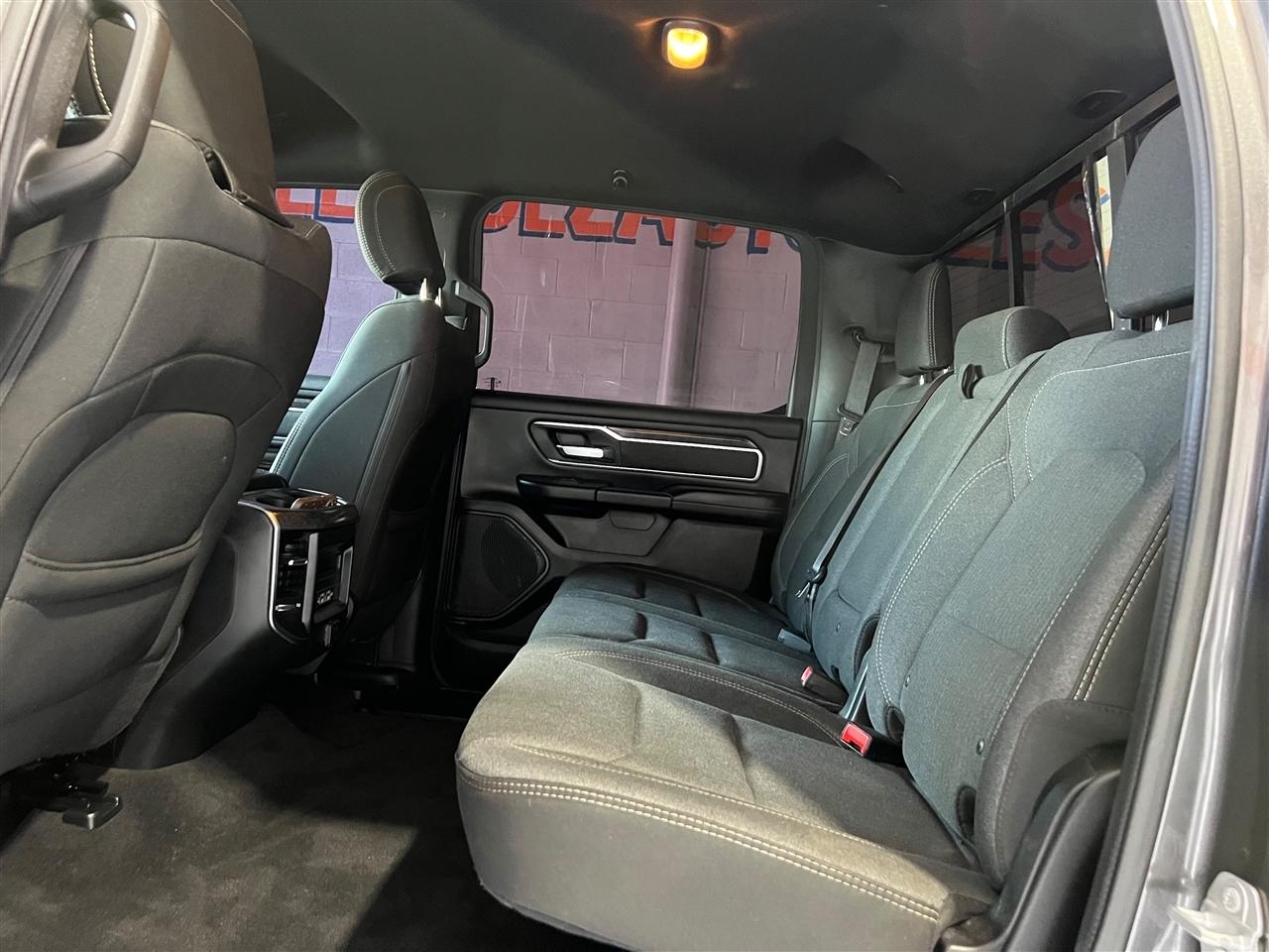 RAM 1500 Big Horn Crew Cab SWB 4WD 2019