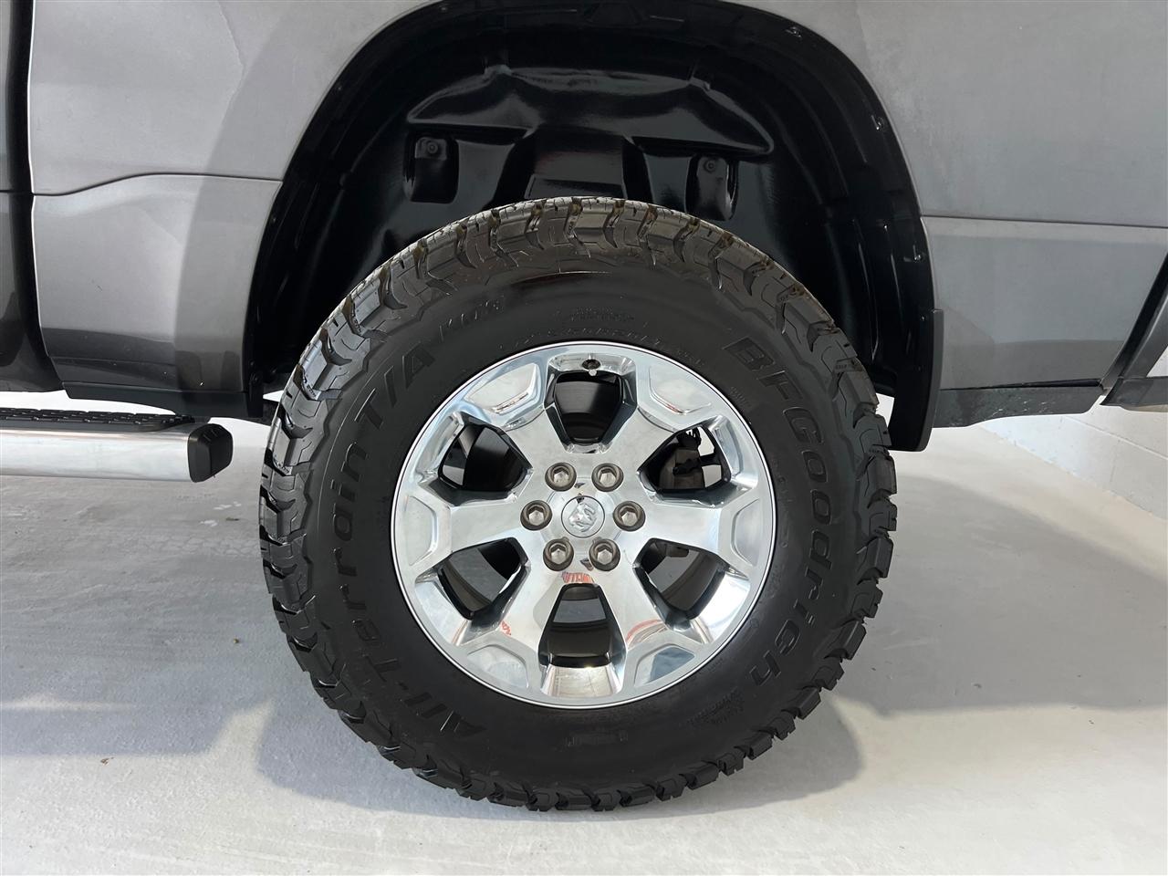 RAM 1500 Big Horn Crew Cab SWB 4WD 2019
