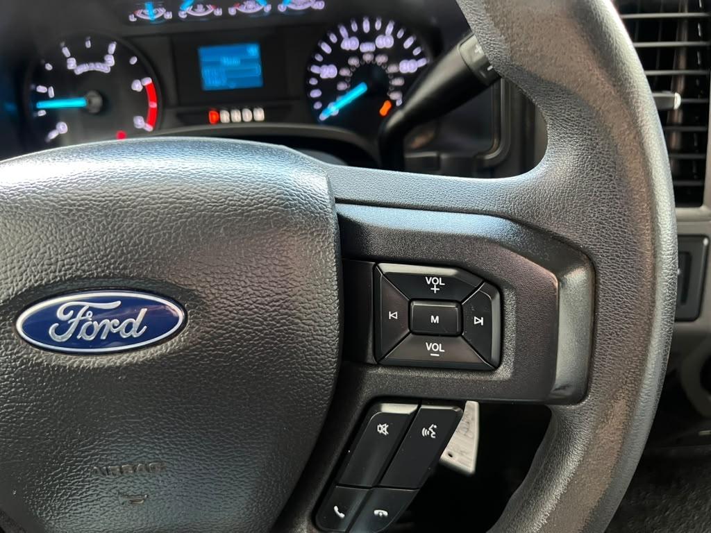 Ford F-350 SD XL Crew Cab Long Bed DRW 4WD 2022