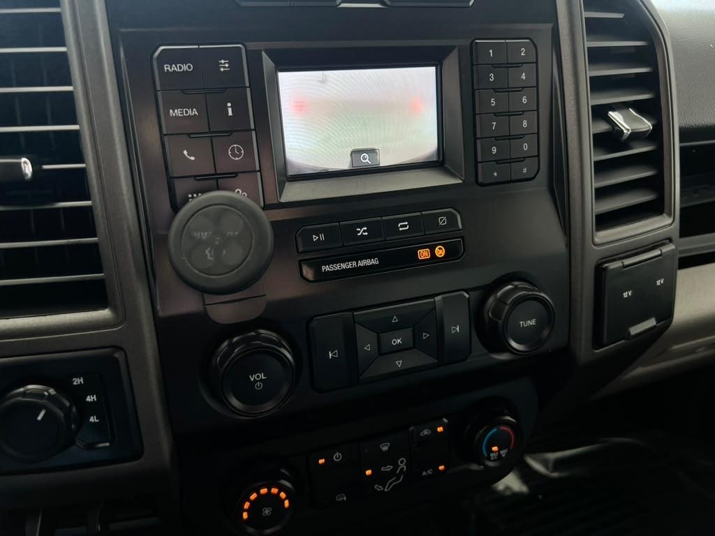 Ford F-350 SD XL Crew Cab Long Bed DRW 4WD 2022