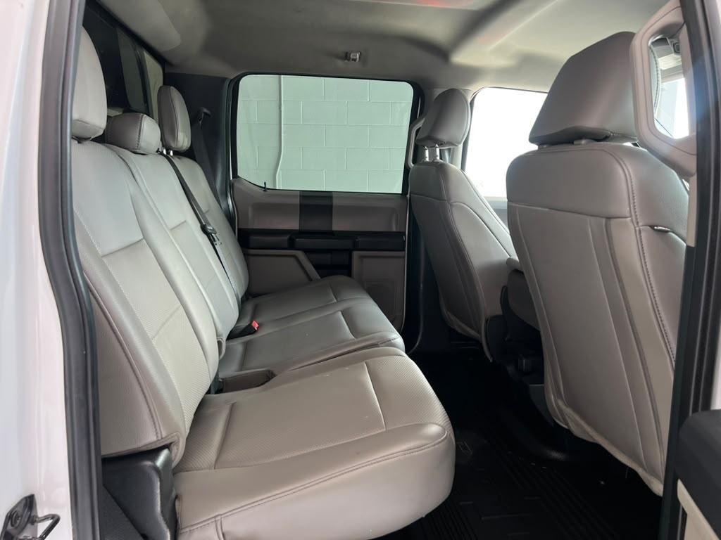 Ford F-350 SD XL Crew Cab Long Bed DRW 4WD 2022