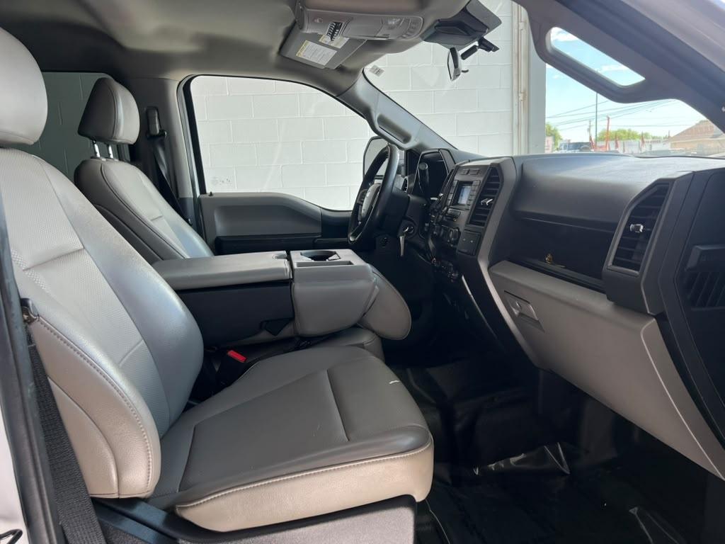 Ford F-350 SD XL Crew Cab Long Bed DRW 4WD 2022