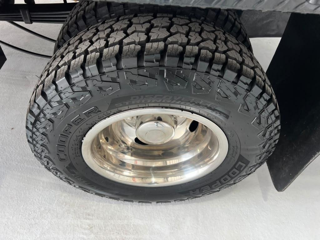 Ford F-350 SD XL Crew Cab Long Bed DRW 4WD 2022