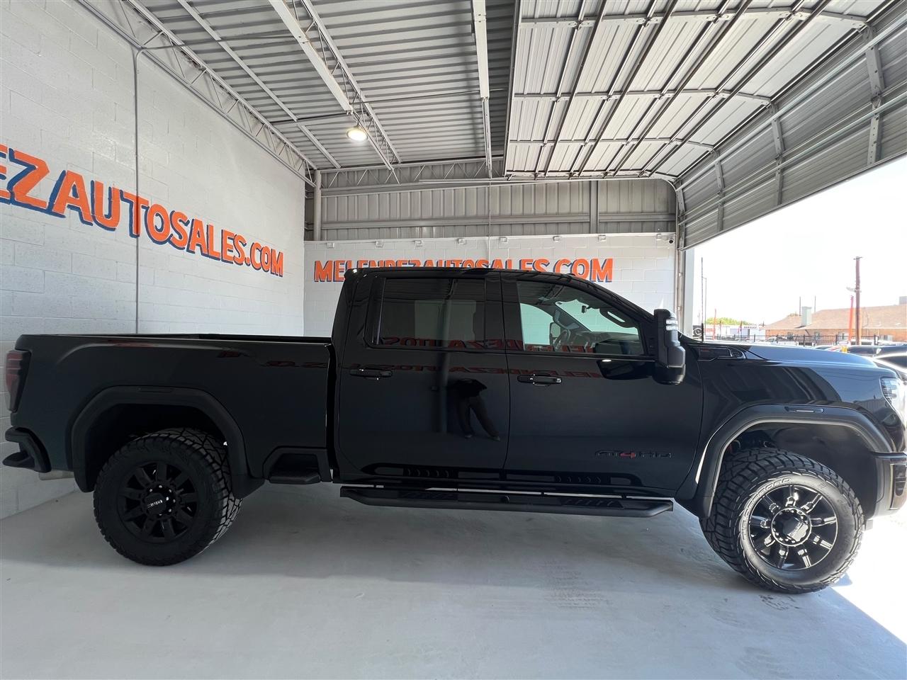 GMC Sierra 2500HD AT4 Crew Cab 4WD 2024