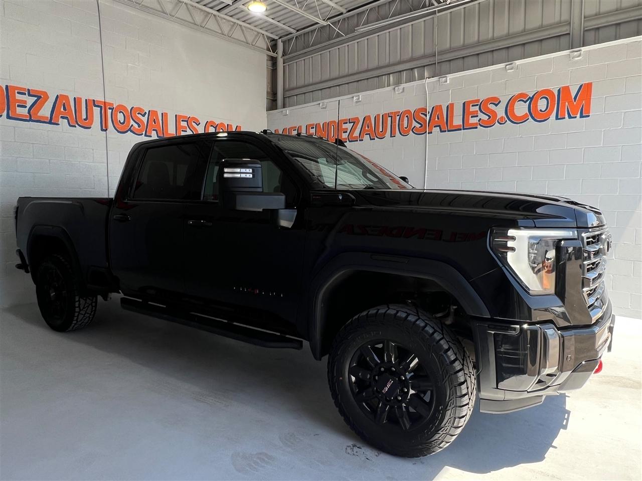 GMC Sierra 2500HD AT4 Crew Cab 4WD 2024