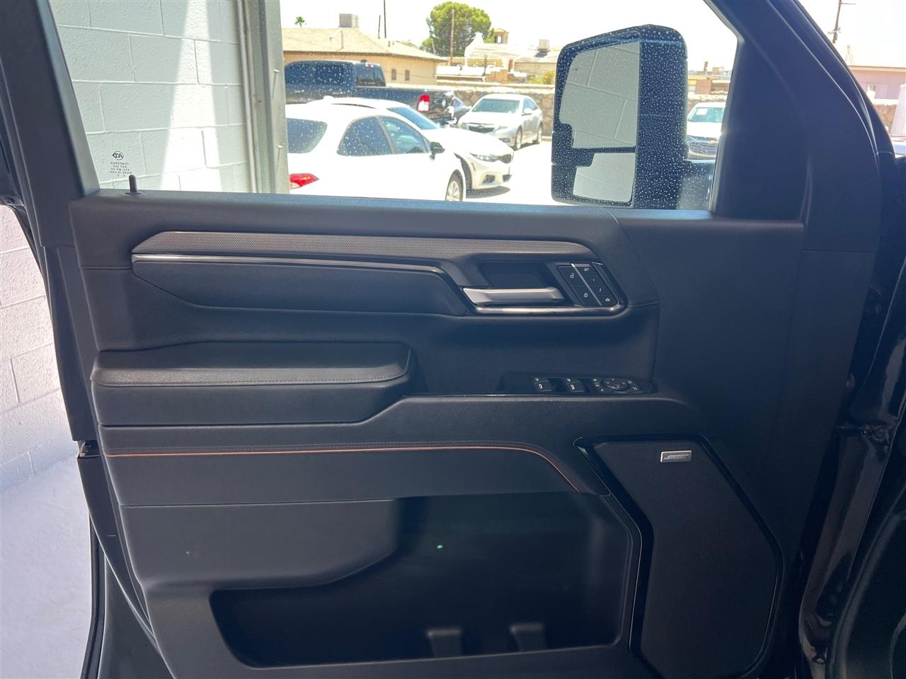 GMC Sierra 2500HD AT4 Crew Cab 4WD 2024