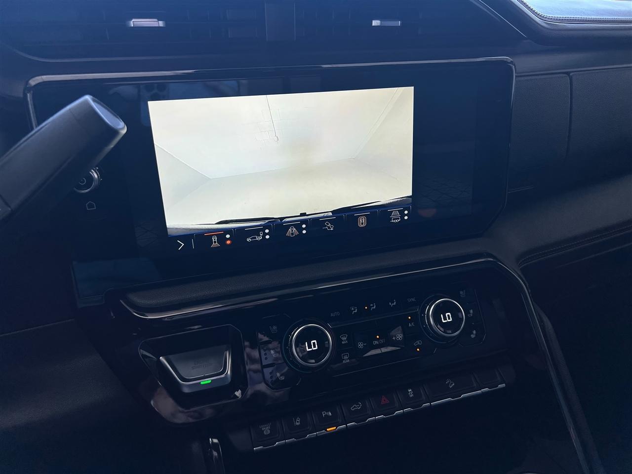 GMC Sierra 2500HD AT4 Crew Cab 4WD 2024