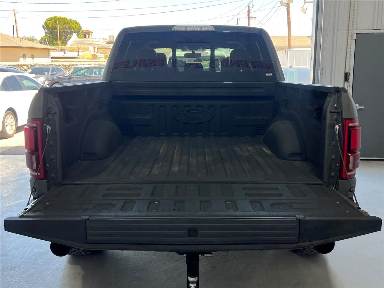 Ford F-150 Raptor SuperCrew 4WD 2018