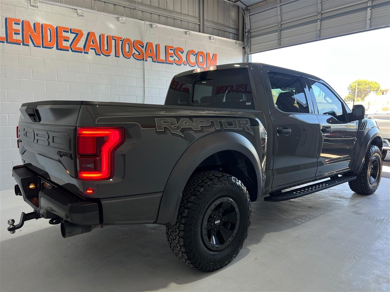 Ford F-150 Raptor SuperCrew 4WD 2018