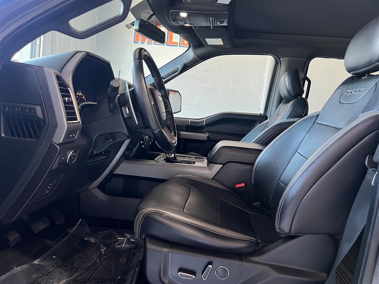 Ford F-150 Raptor SuperCrew 4WD 2018