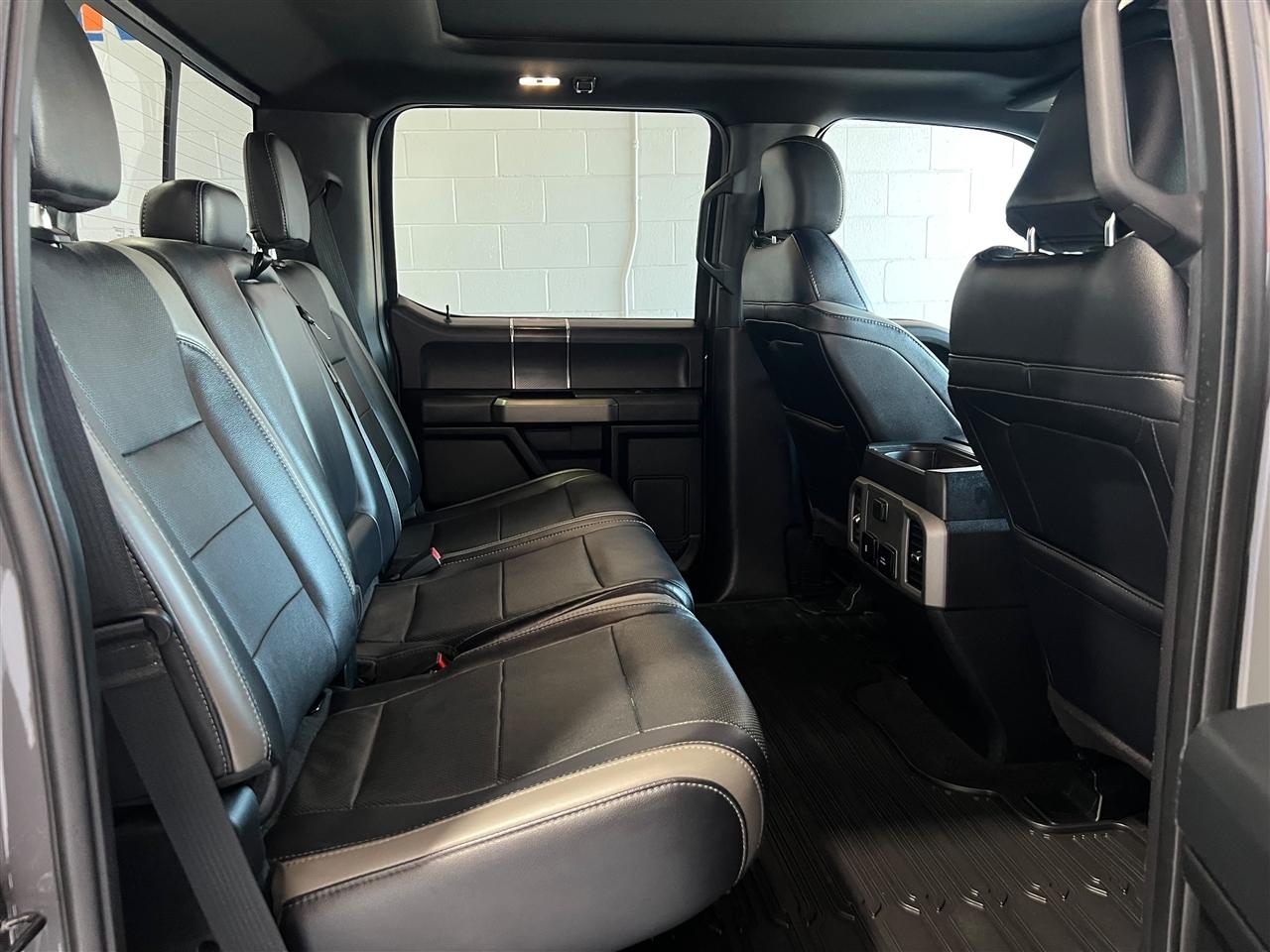 Ford F-150 Raptor SuperCrew 4WD 2018
