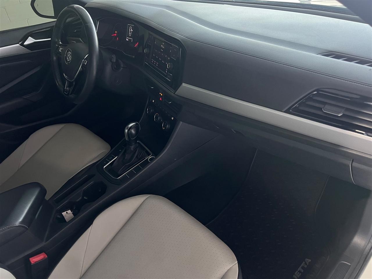 Volkswagen Jetta 1.4T S 8A 2019