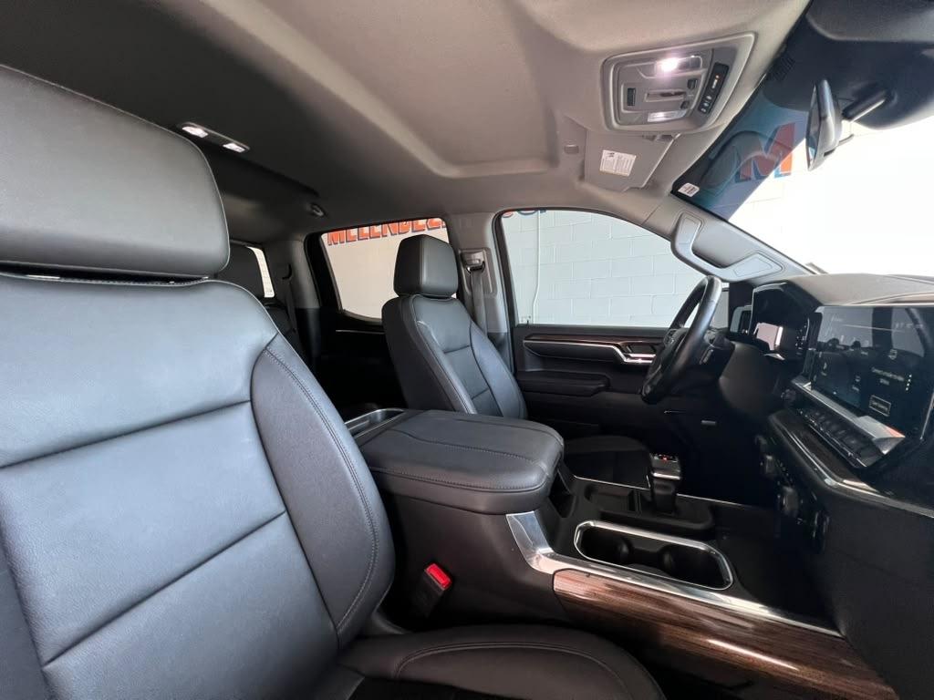 Chevrolet Silverado 1500 RST Crew Cab 4WD 2023