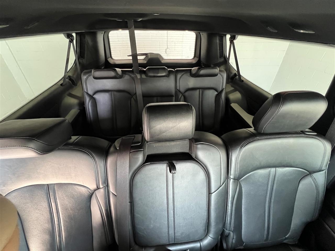 Jeep Wagoneer Series II 2024