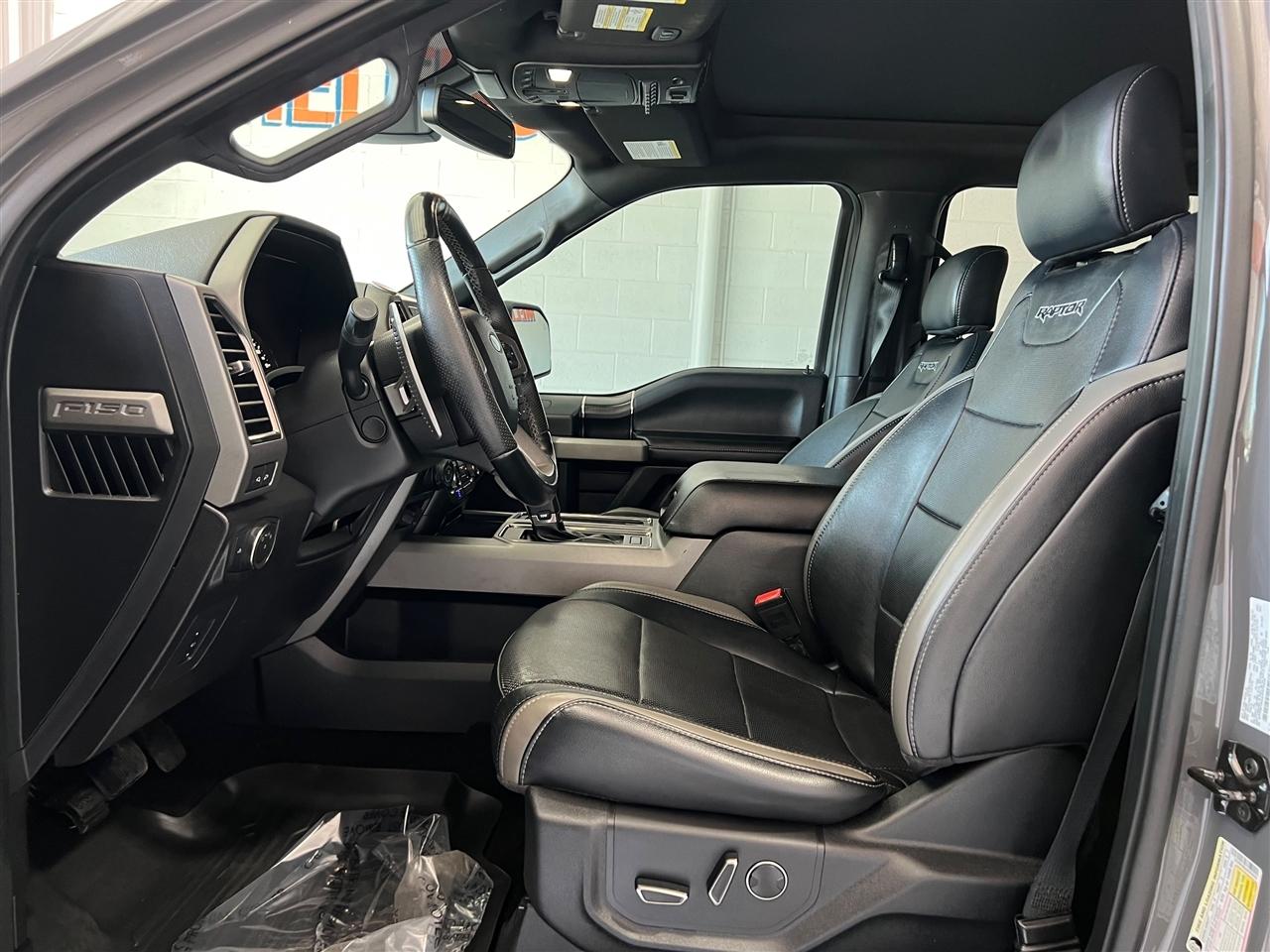 Ford F-150 Raptor SuperCrew 4WD 2018