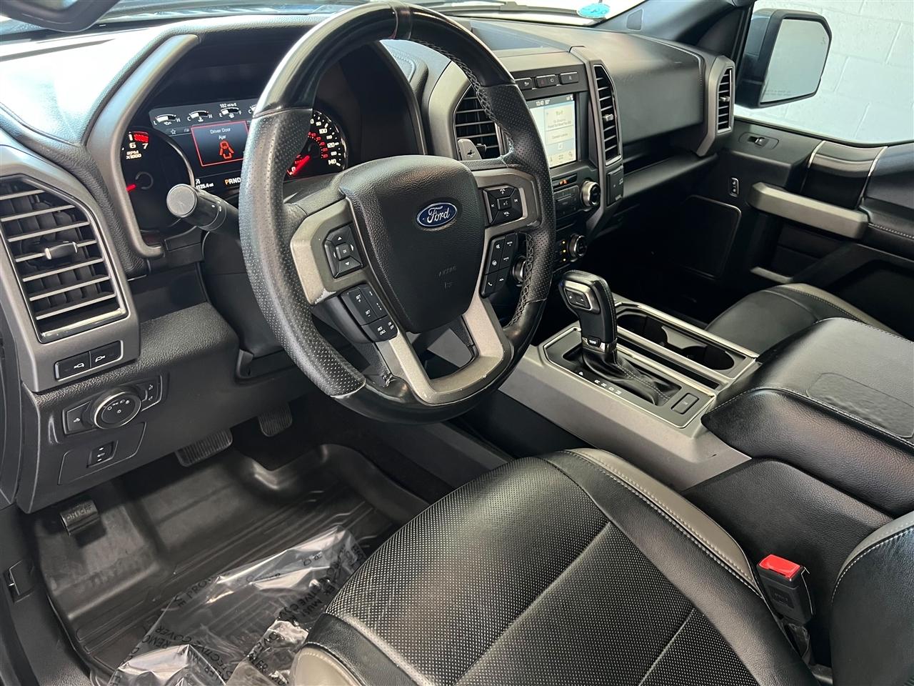 Ford F-150 Raptor SuperCrew 4WD 2018