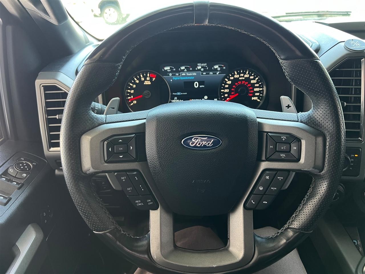 Ford F-150 Raptor SuperCrew 4WD 2018