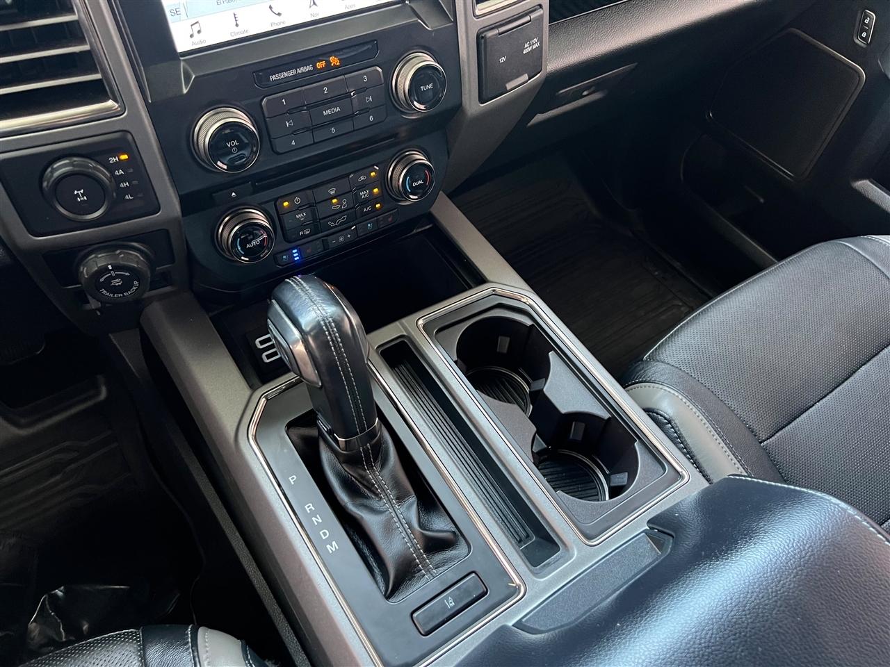 Ford F-150 Raptor SuperCrew 4WD 2018