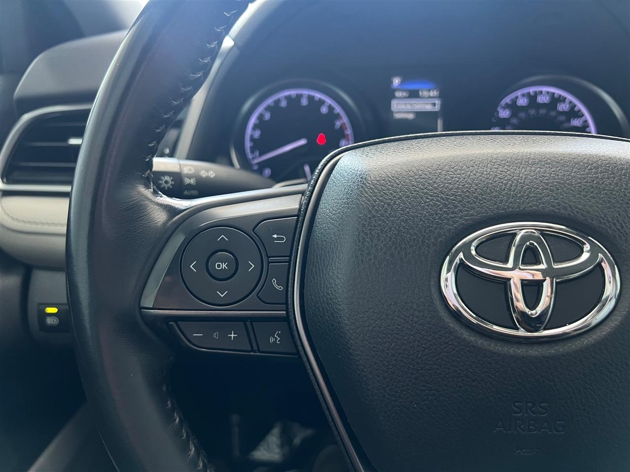Toyota Camry SE 2022