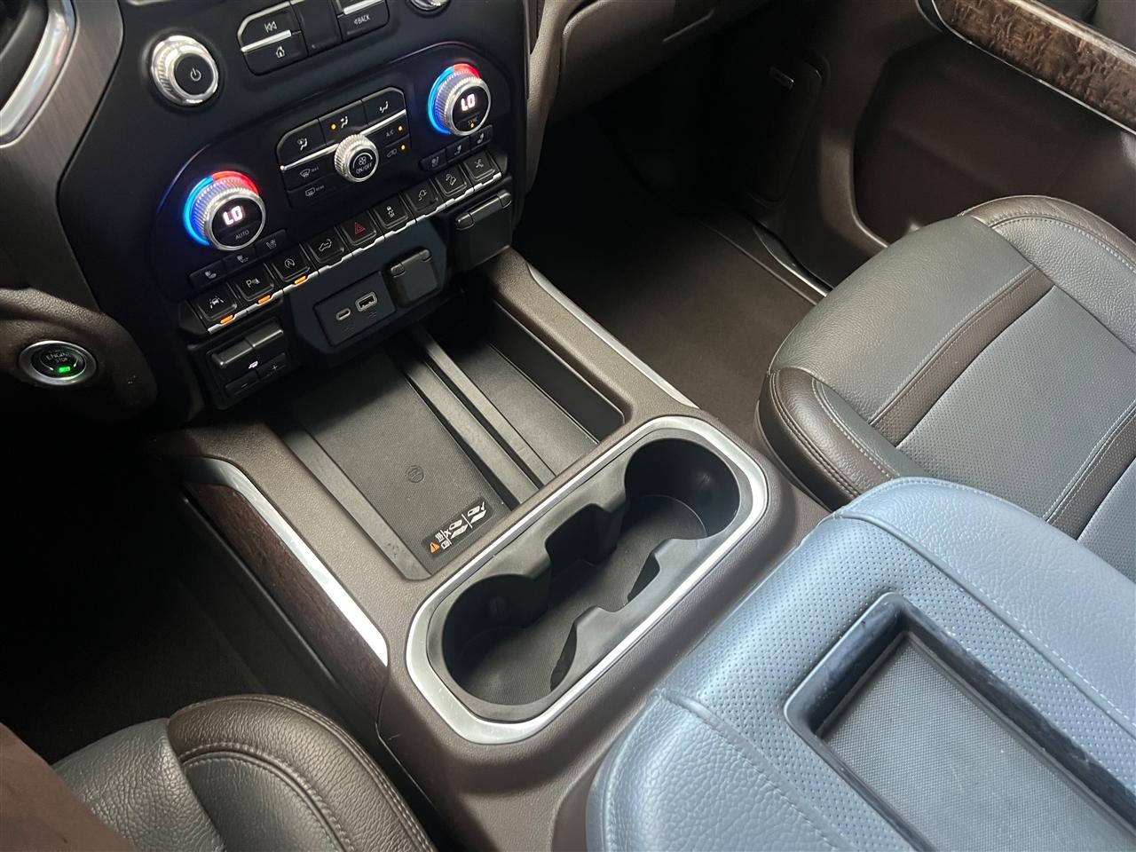 GMC Sierra 1500 Denali Crew Cab 4WD 2020