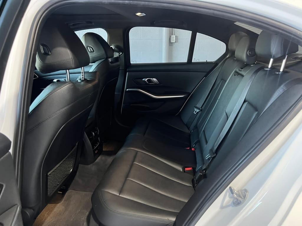BMW 3-Series 330i 2019