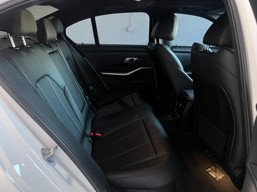 BMW 3-Series 330i 2019