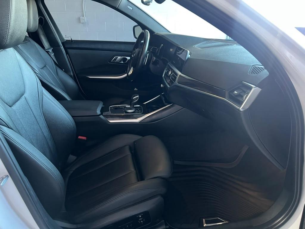 BMW 3-Series 330i 2019