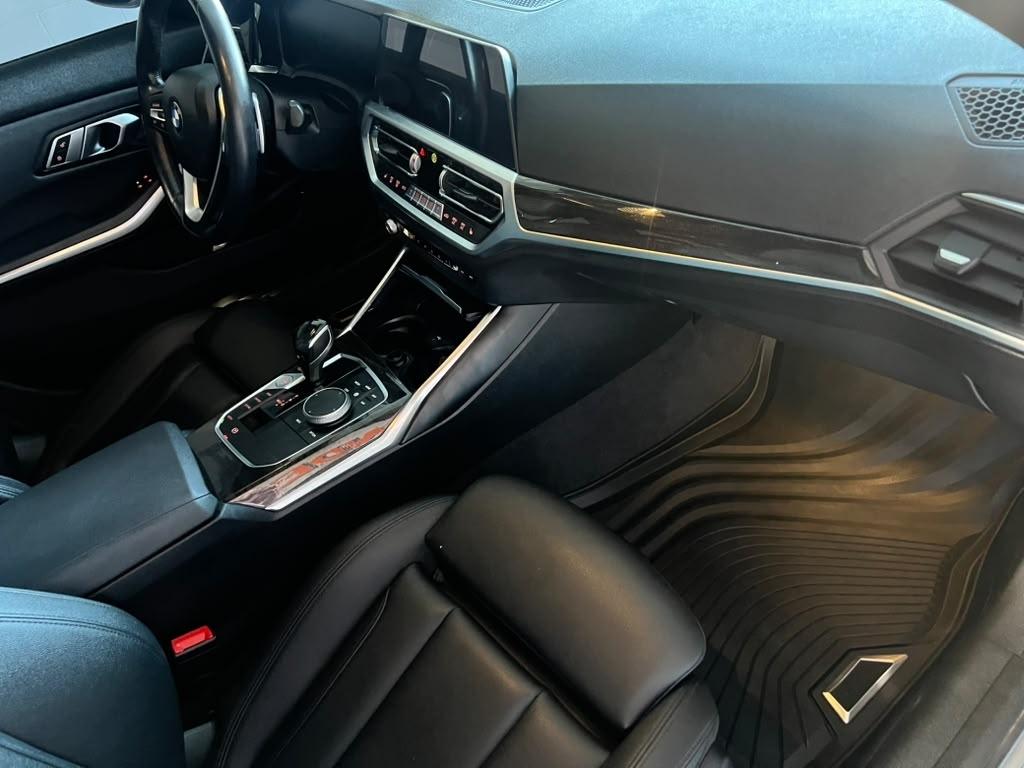 BMW 3-Series 330i 2019