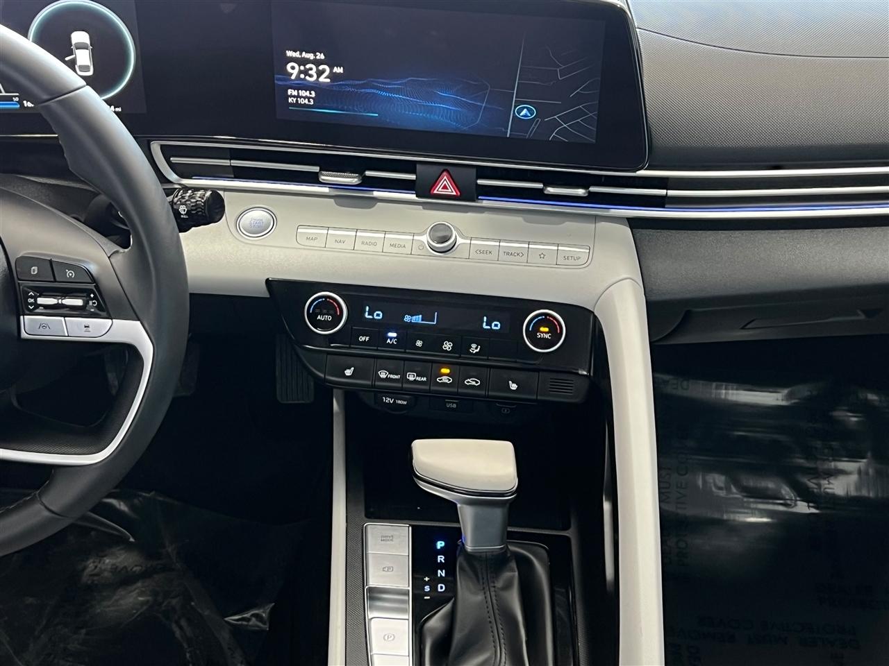 Hyundai Elantra Limited 2023