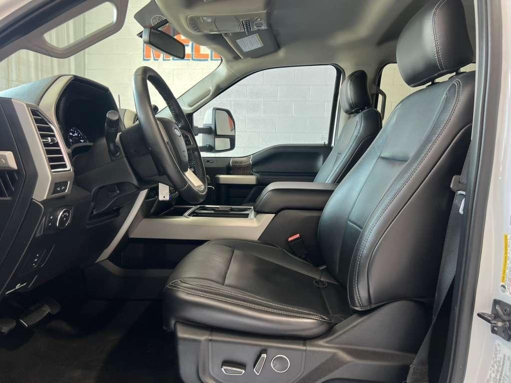 Ford F-250 SD Lariat Crew Cab 4WD 2017