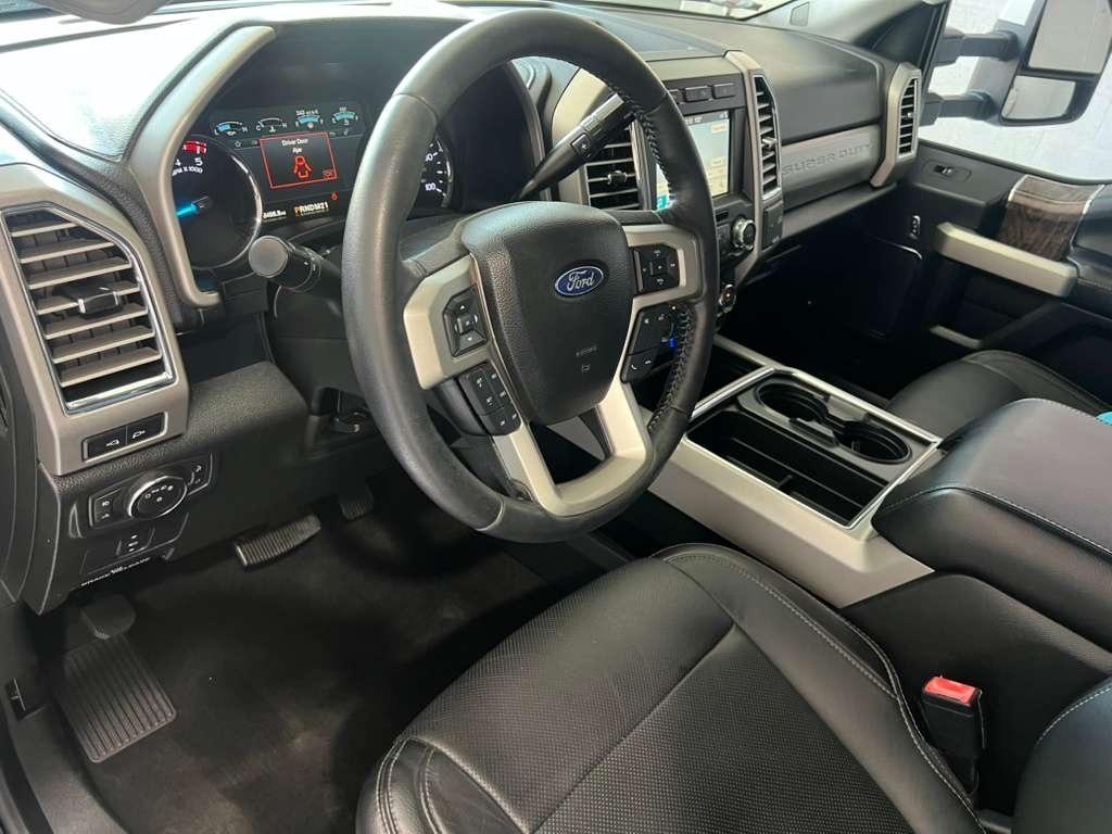 Ford F-250 SD Lariat Crew Cab 4WD 2017