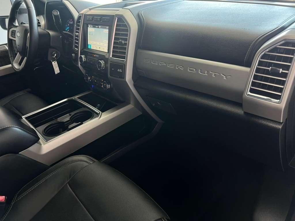 Ford F-250 SD Lariat Crew Cab 4WD 2017