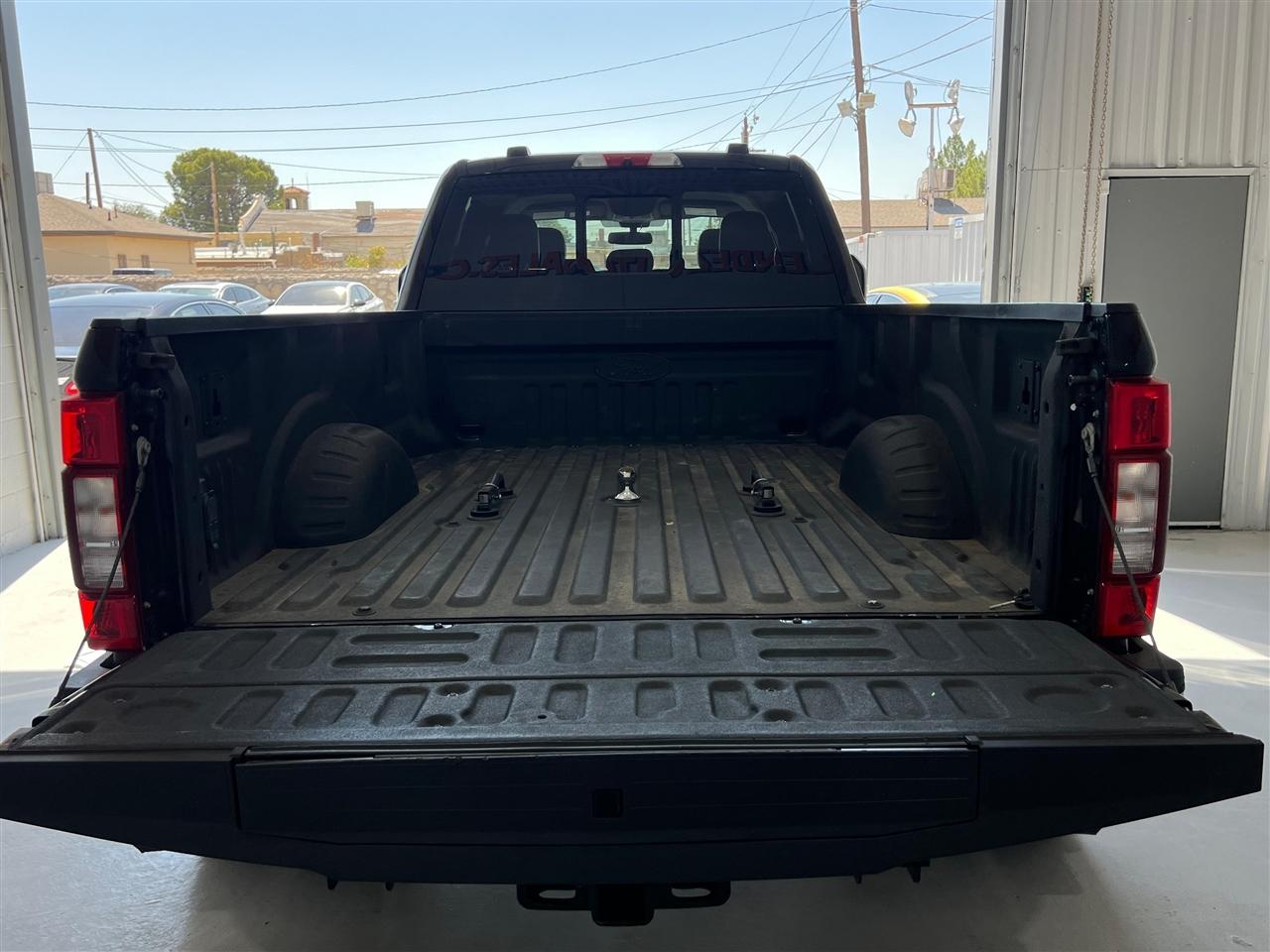 Ford F-350 SD Lariat Crew Cab Long Bed DRW 4WD 2021