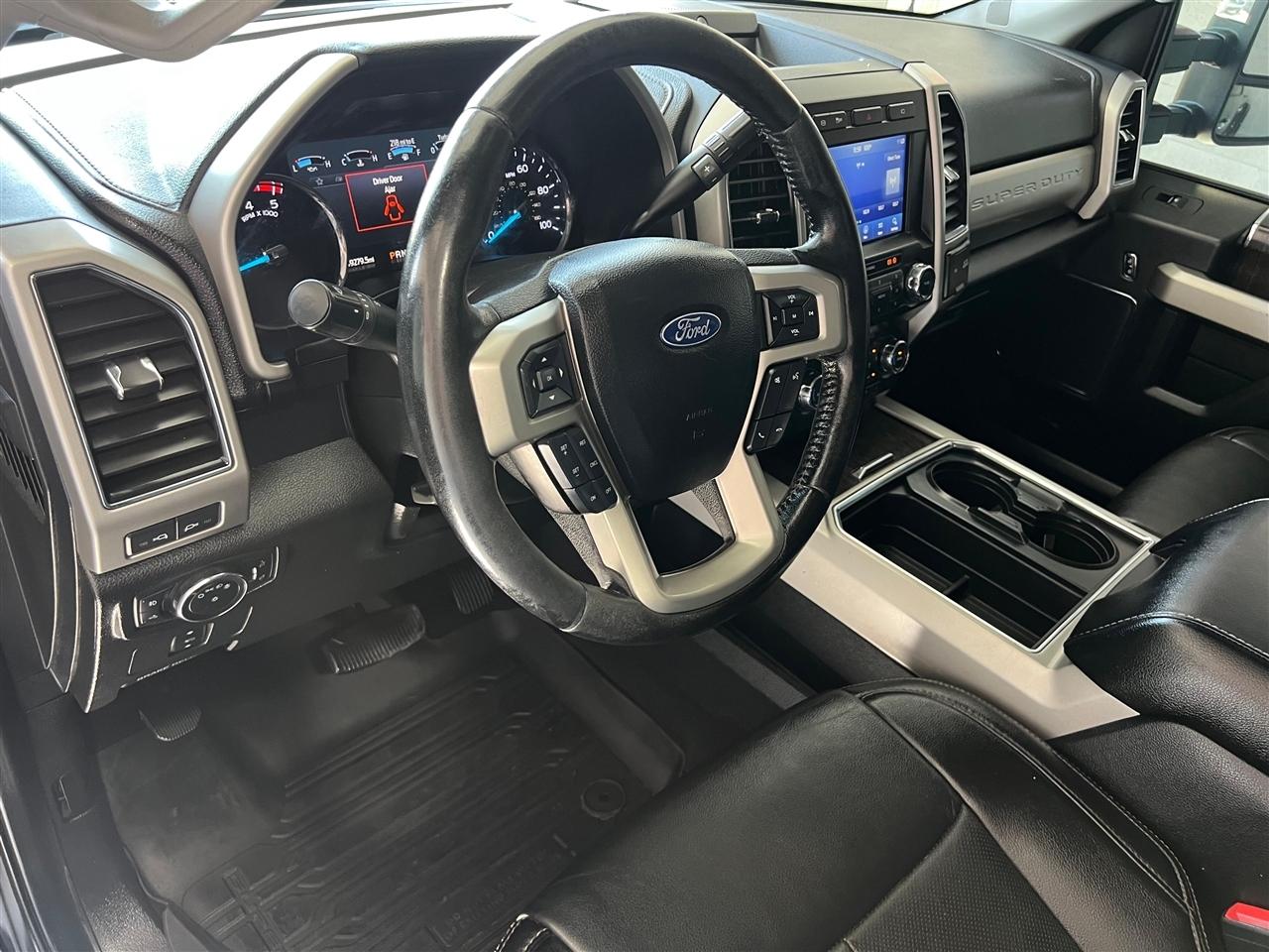 Ford F-350 SD Lariat Crew Cab Long Bed DRW 4WD 2021