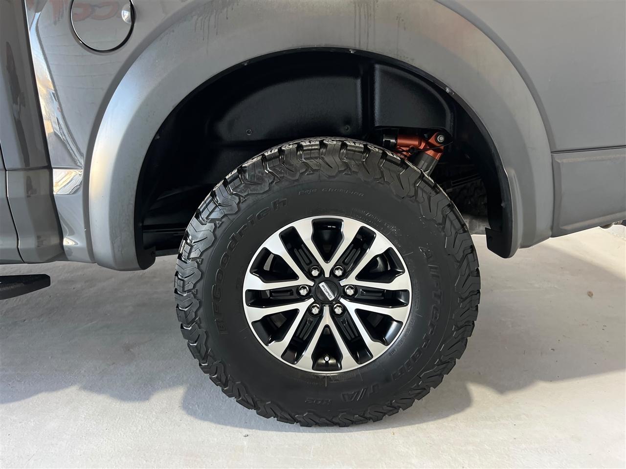 Ford F-150 Raptor SuperCab 4WD 2020