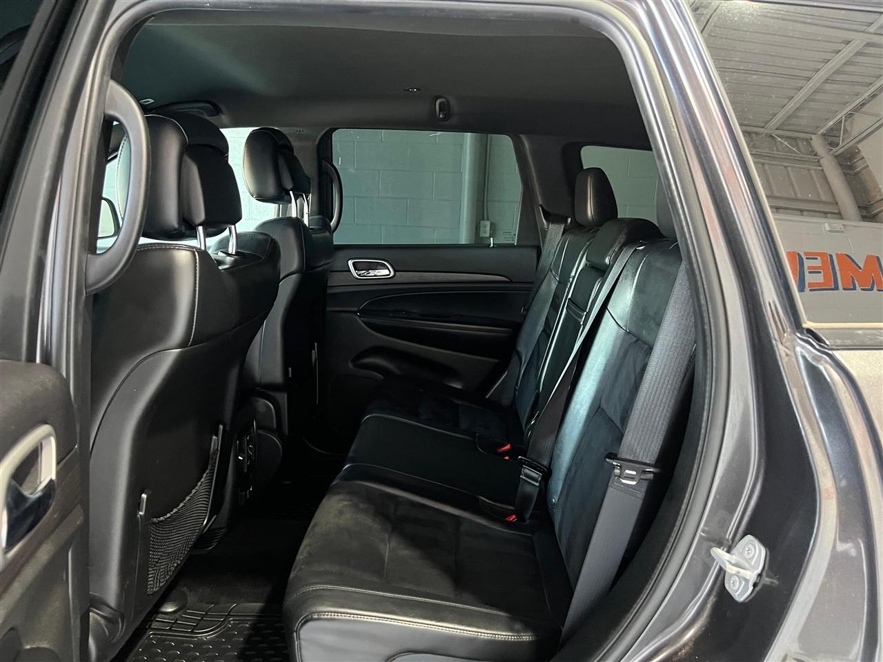 Jeep Grand Cherokee Laredo 2WD 2018